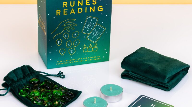 Lees alles over  Host Your Own Reading Set - Runen en bestel deze goedkoop online