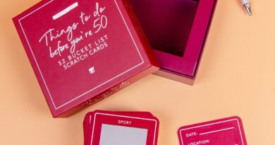 Lees alles over  Things To Do Before You're Kraskaarten - 50 en bestel deze goedkoop online