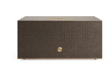 Bestel nu goedkoop de  Audio Pro C20 W-Series Smart Multiroom HDMI + Phono Wifi speaker Bruin